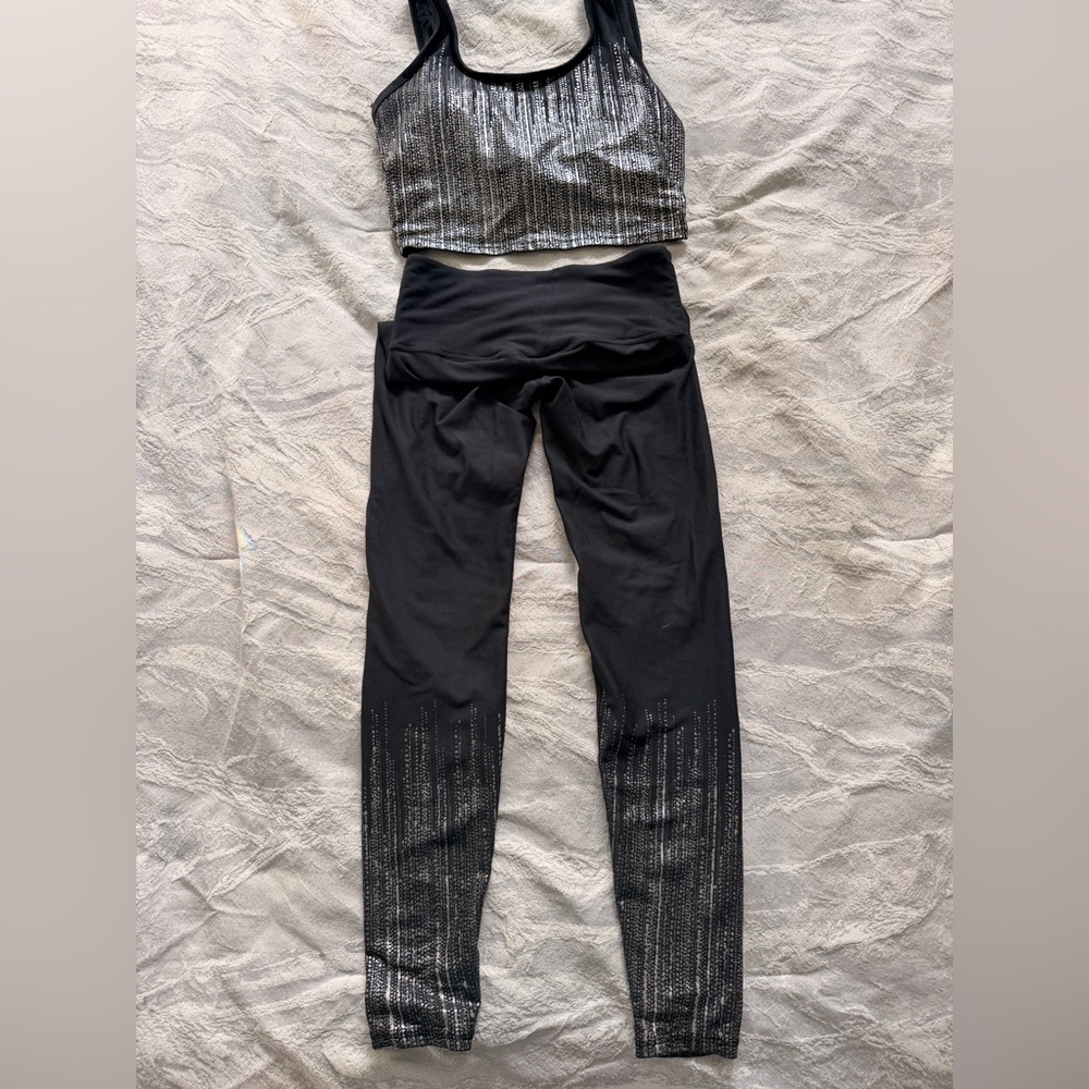 Black and Silver Leggings Athletic Set